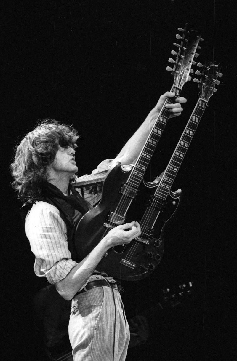 Led Zeppelin, 1977