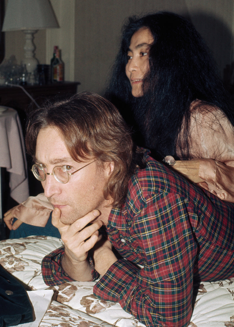 John Lennon & Yoko Ono. NYC, 1977, photographed by Bob Gruen.