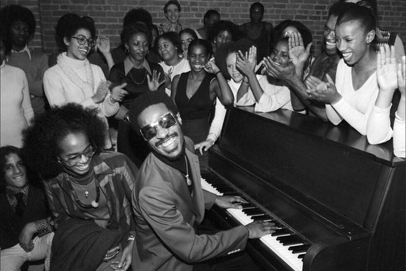 Stevie Wonder, NYC, 1976, photographed by Allan Tannenbaum.