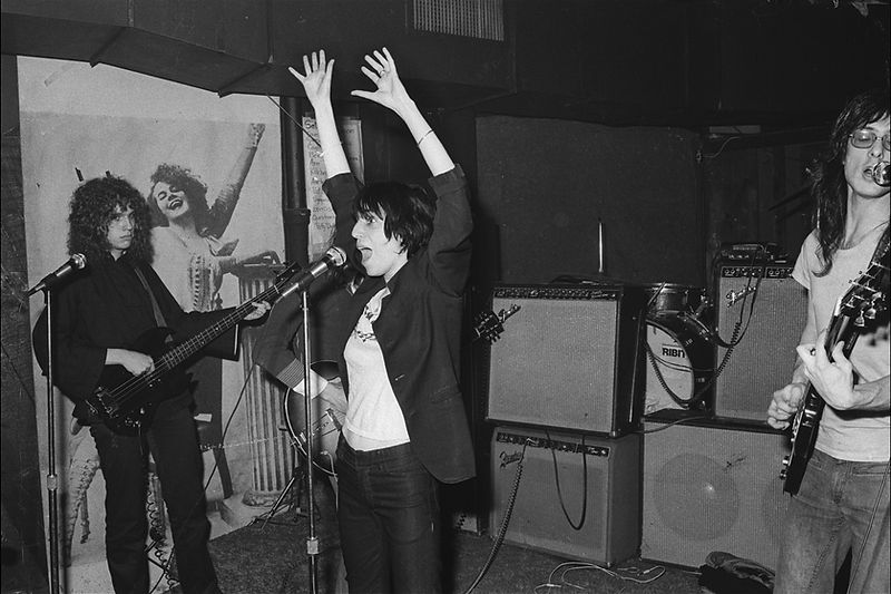 Patti Smith, CBGB, NYC, 1975, photographed by Allan Tannenbaum.
