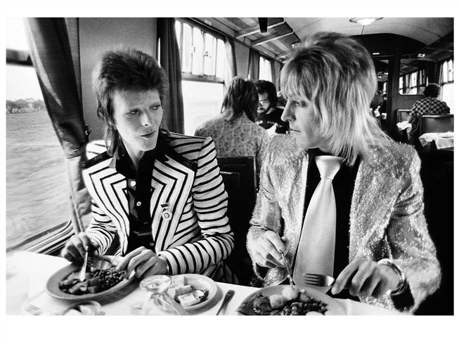 David Bowie & Mick Ronson, Train to Aberdeen, Scotland, 1973