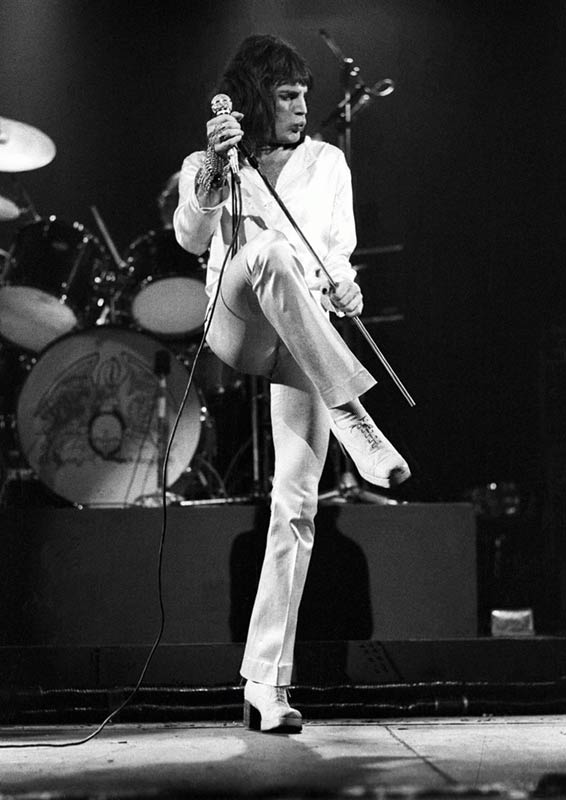 Freddie Mercury. London, 1974