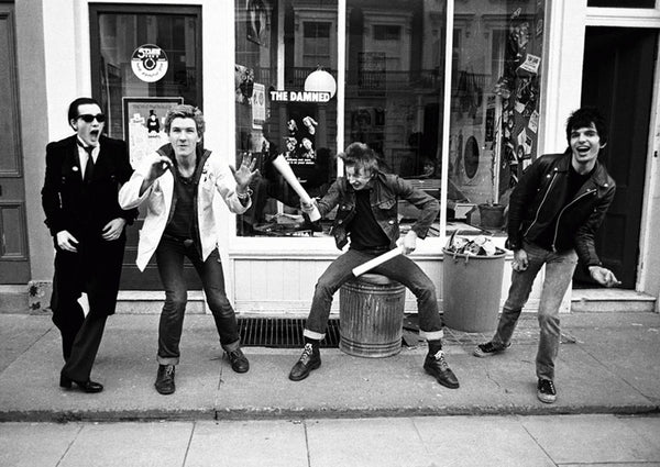 The Damned Mercury. London, 1974