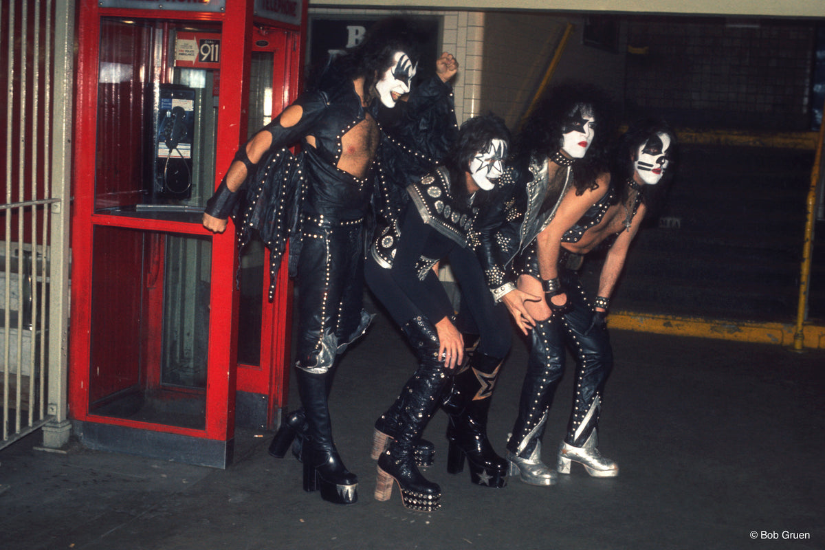 Kiss. NYC. October 26, 1974, photographed by Bob Gruen.