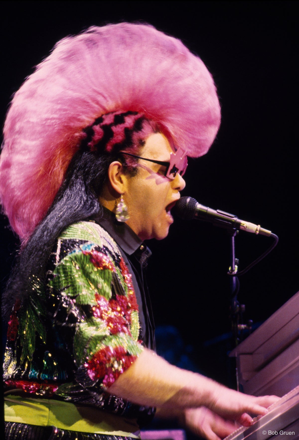 Elton John. MSG, NYC. September 1986, photographed by Bob Gruen.