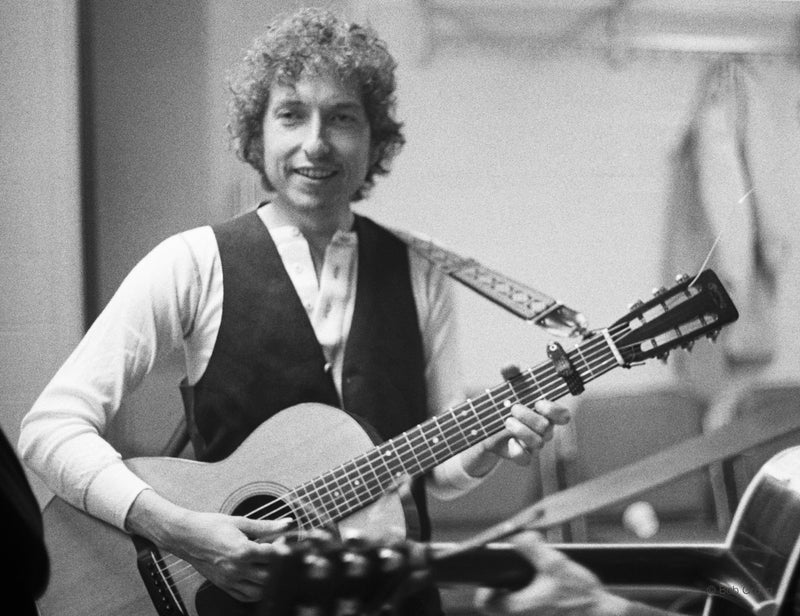 Bob Dylan, Felt Forum, NYC. May 9, 1974, photographed by Bob Gruen.