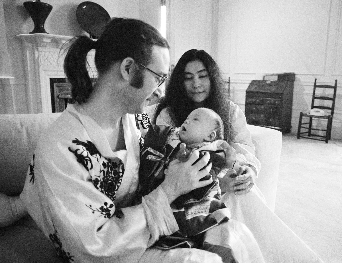 John Lennon, Yoko Ono & Sean Lennon. NYC, 1975, photographed by Bob Gruen.