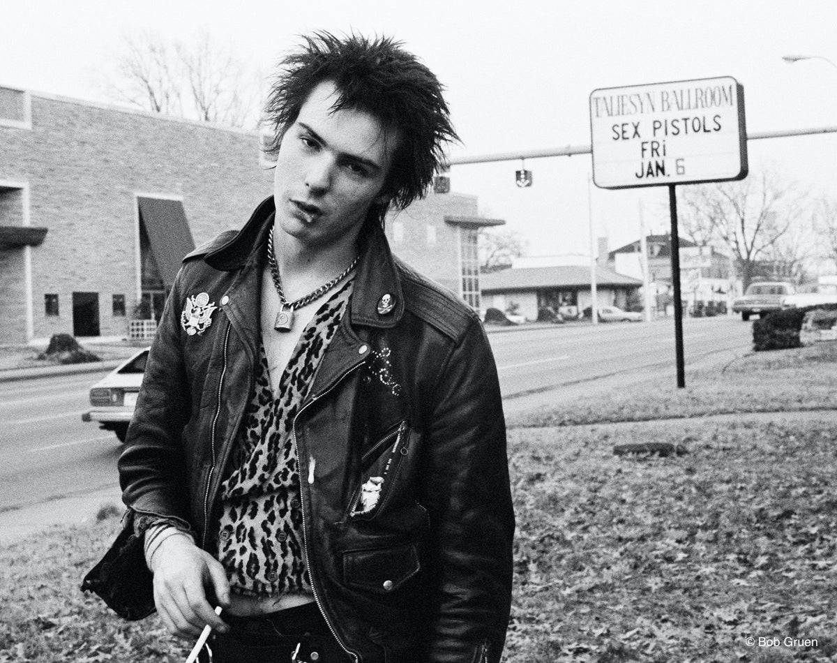 Sid Vicious. Taliesyn Ballroom, Memphis, TN. January 6, 1978, photographed by Bob Gruen.