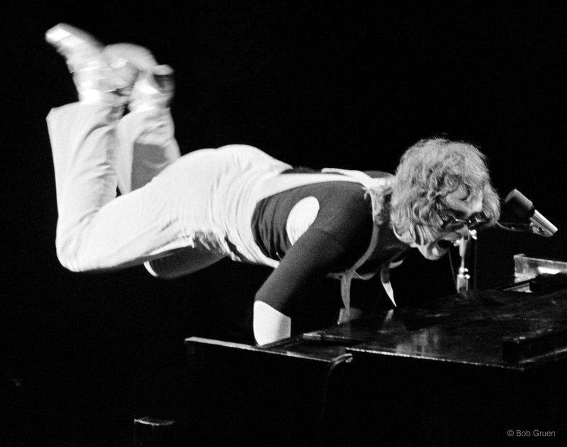 Elton John, Fillmore East, NYC. April 9, 1971, photographed by Bob Gruen.