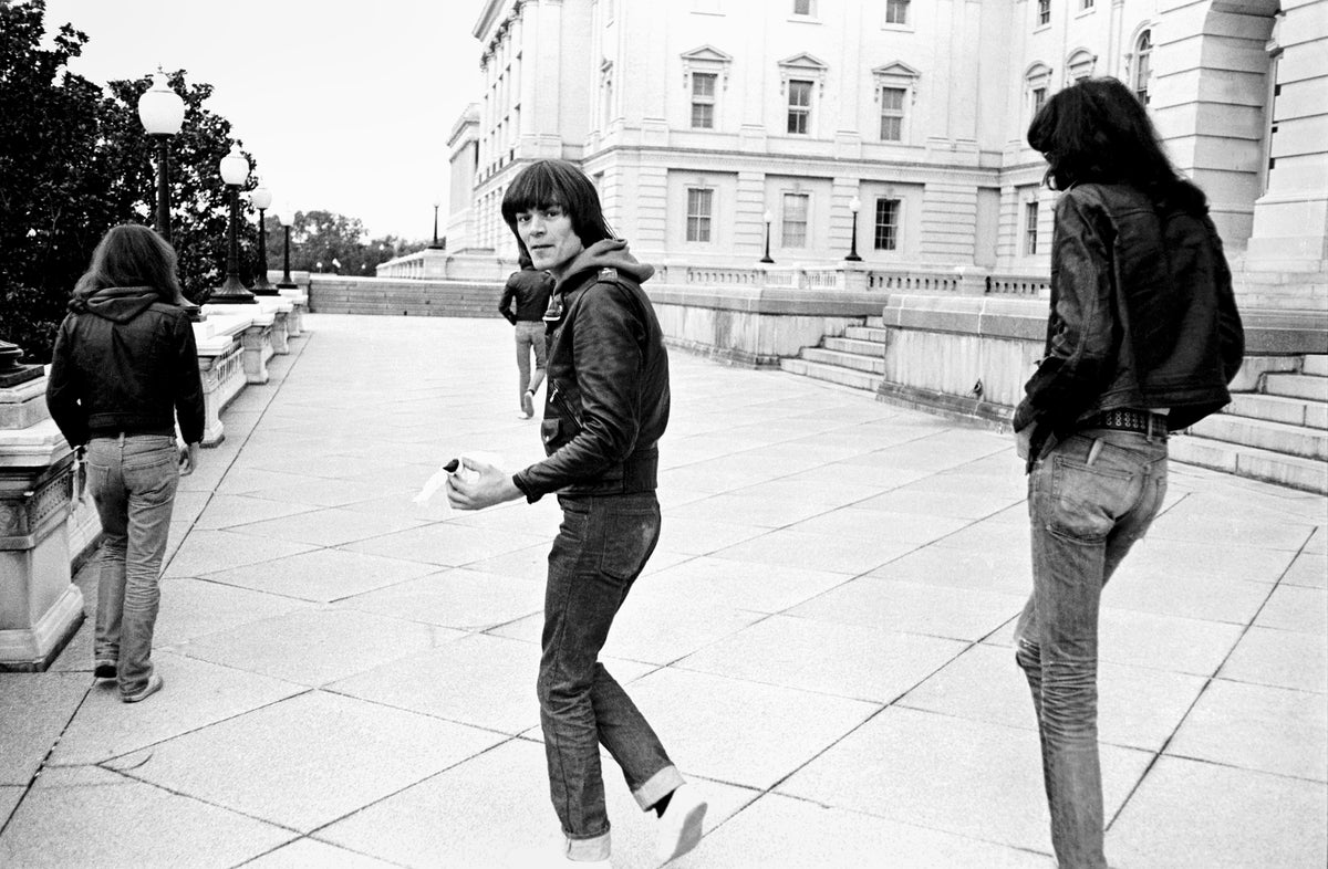 Ramones, photographed by Danny Fields, Supreme Court of the United States, Washington DC, 1976
