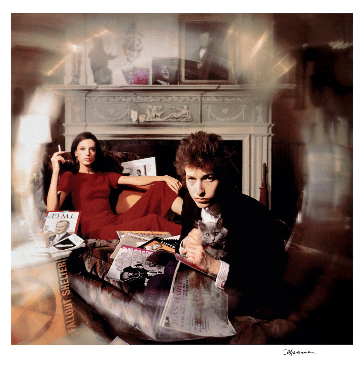 Bob Dylan, Bring It All Back Home album cover session, photographed by Daniel Kramer.