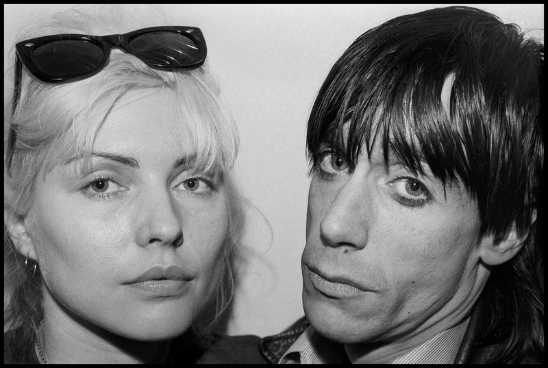Debbie Harry and Iggy Pop, Sunglasses Portrait II, New York City, 1977, photographed by Chris Stein.